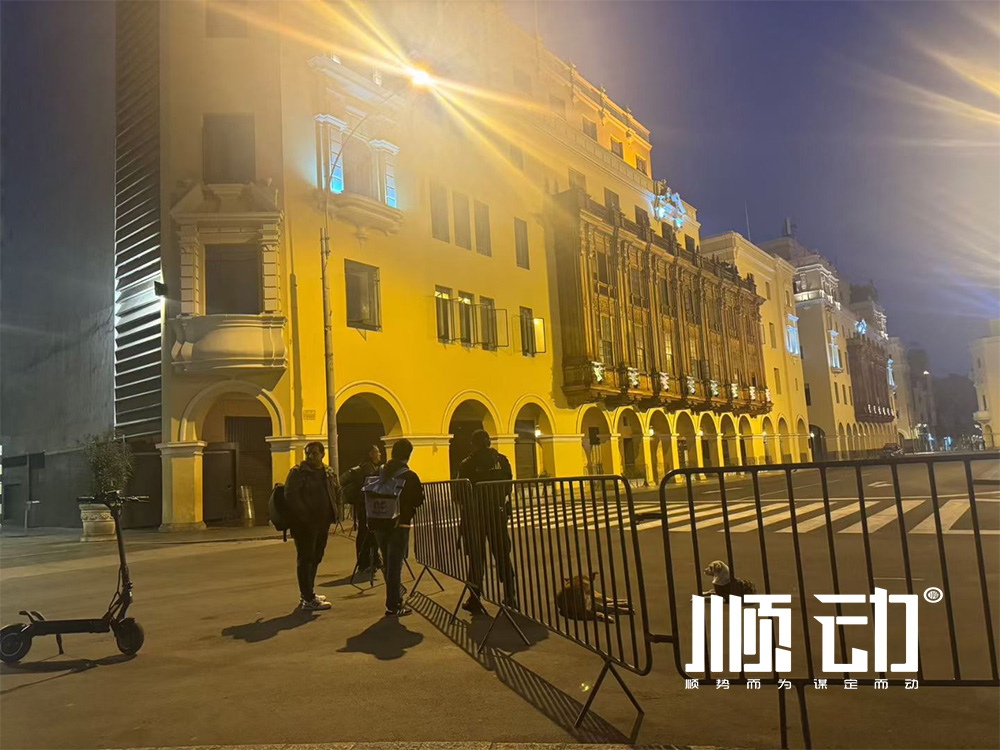 順動(dòng)廣告遠(yuǎn)赴中遠(yuǎn)海運(yùn)錢凱港拍攝花絮