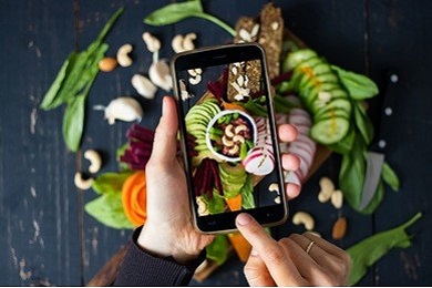 企業(yè)拍攝制作宣傳片應(yīng)該怎樣展現(xiàn)更好的創(chuàng)意？