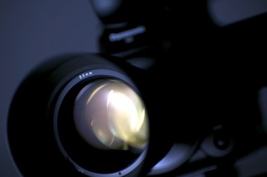 企業(yè)宣傳片制作中如何保證質(zhì)量？